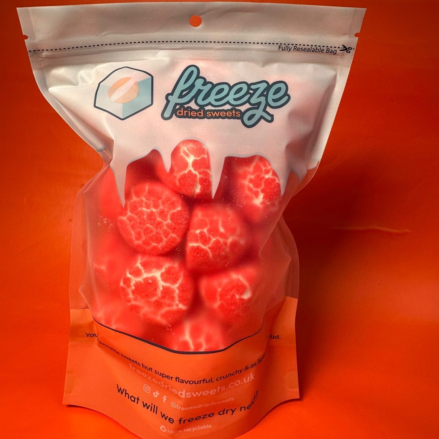 Red Paint Balls 4 Pieces - Freeze Dried Sweets