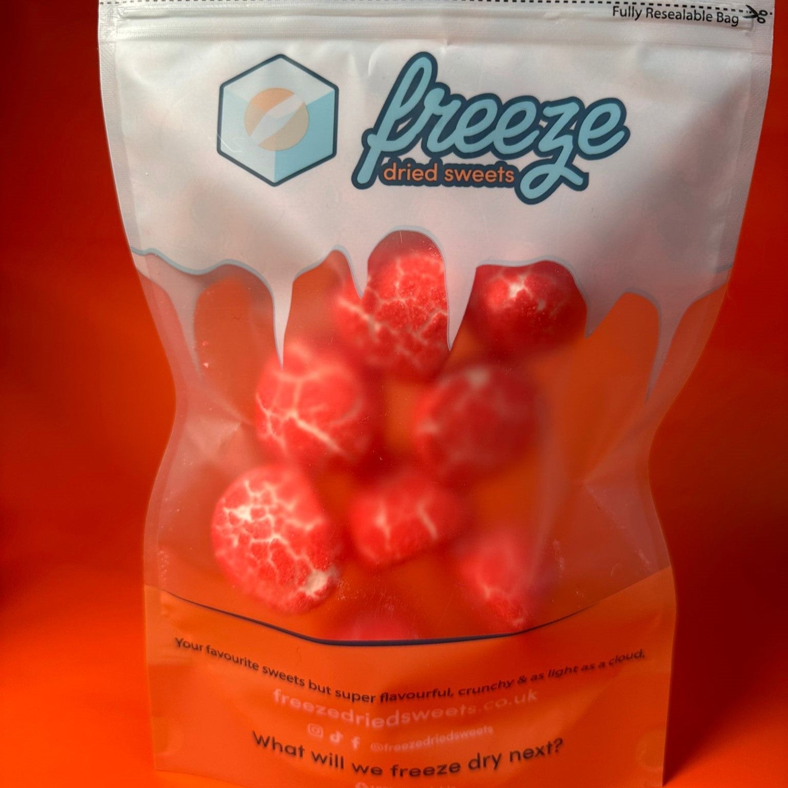 Red Paint Balls 4 Pieces - Freeze Dried Sweets